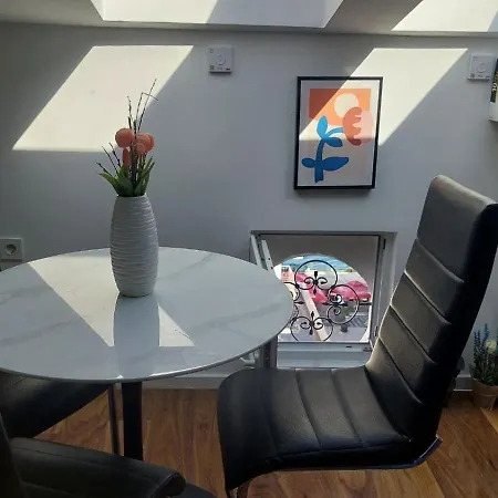 شقة Studio-apartman 