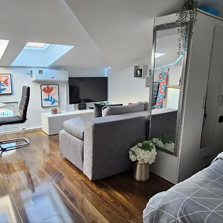 شقة Studio-apartman 
